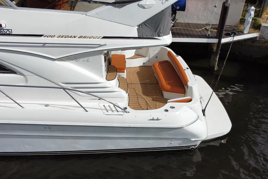 Antalya Belek 400 Sedan Bridge Yacht Rental